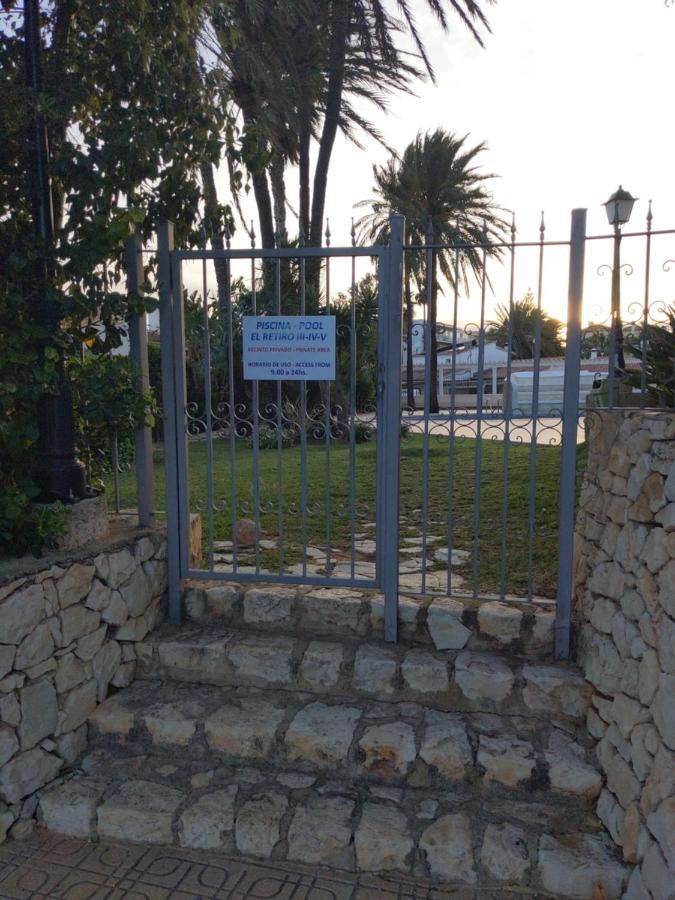 Estudio Con Piscina, Playa Y Wifi Denia Exterior foto